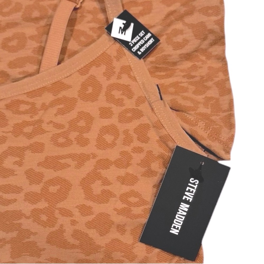 STEVE MADDEN 2 Piece Set Animal Leopard Print Cropped Cami Boy Short NWT Medium - Picture 3 of 10